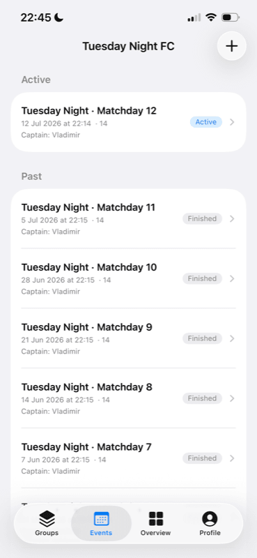 iPhone event list showing the active and past matches